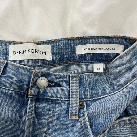 Aritzia Denim Forum The BF High Rise Loose Denim Blue Jeans - Picture 7 of 7